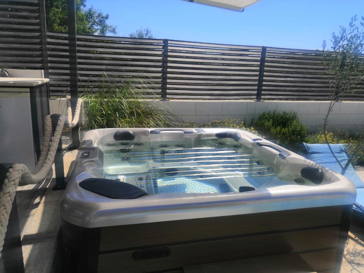 Deluxe Apartman Porto トロギール エクステリア 写真