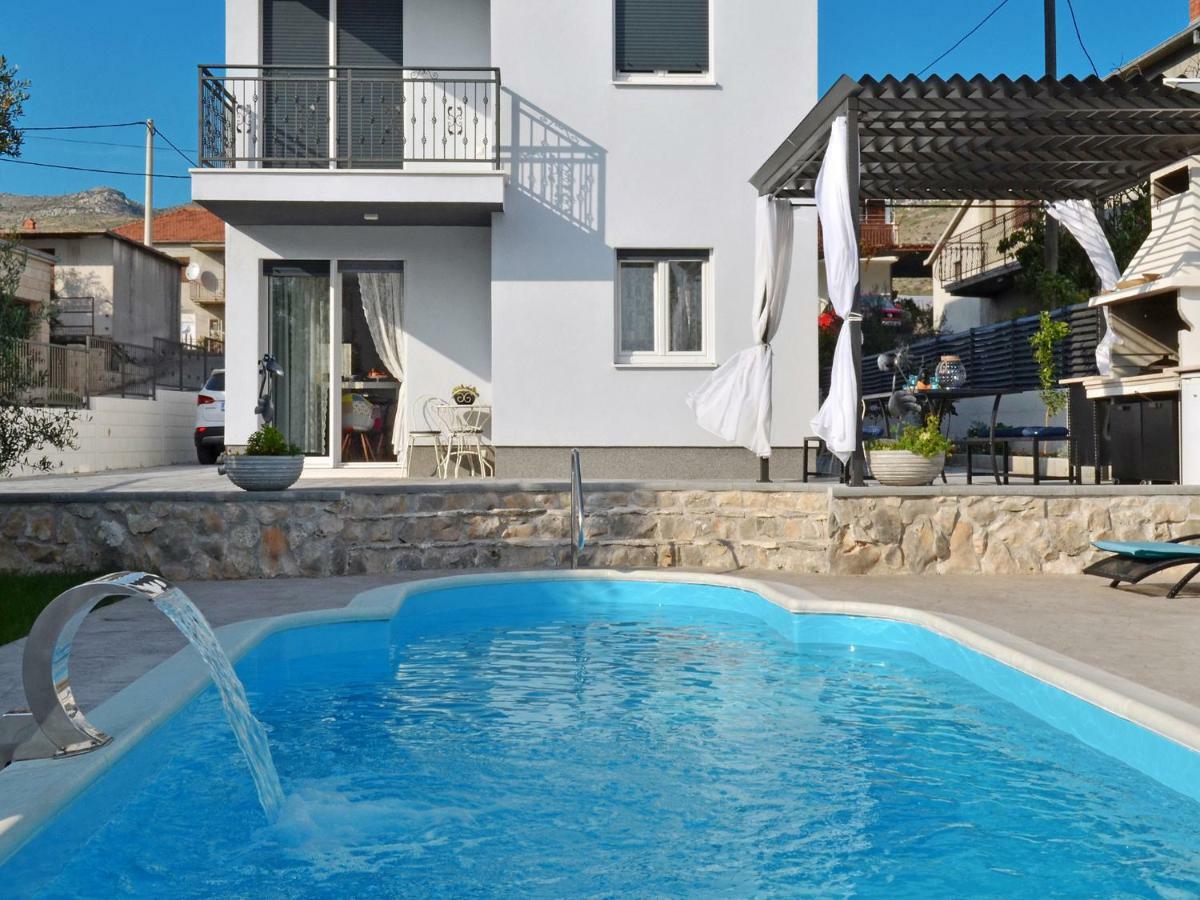 Deluxe Apartman Porto トロギール エクステリア 写真