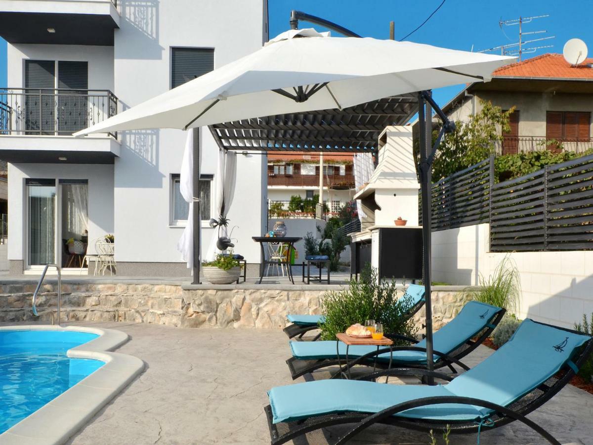 Deluxe Apartman Porto トロギール エクステリア 写真