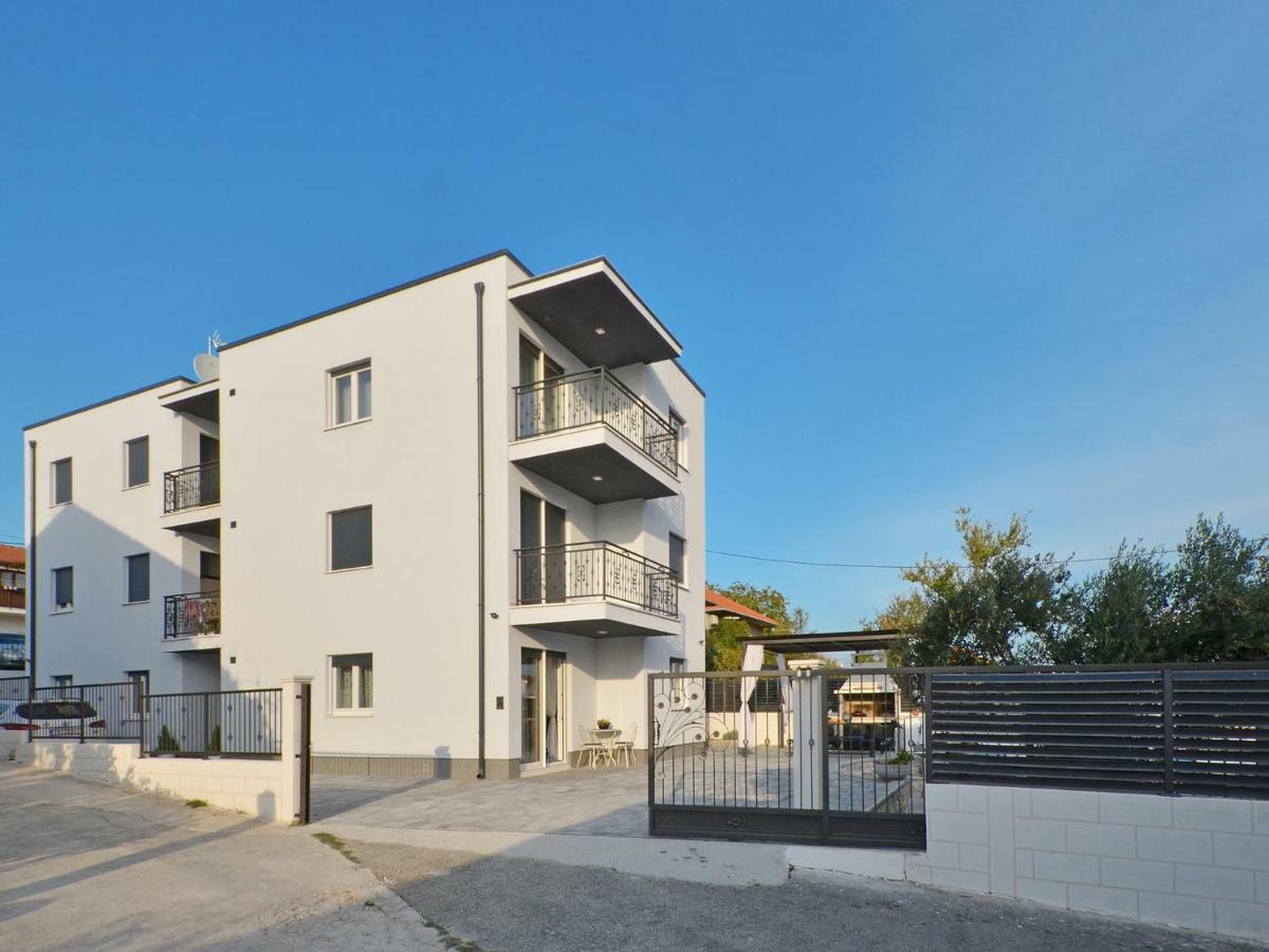 Deluxe Apartman Porto トロギール エクステリア 写真