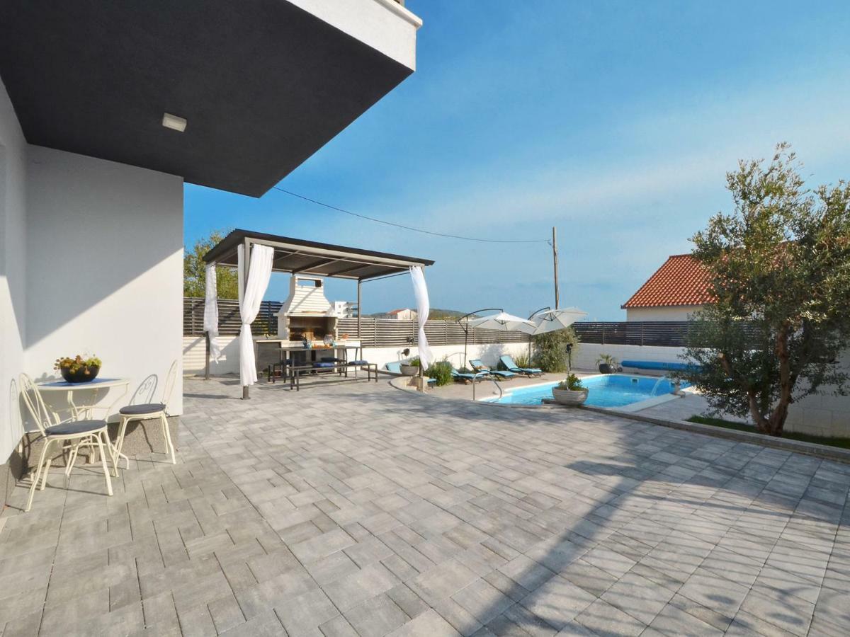 Deluxe Apartman Porto トロギール エクステリア 写真